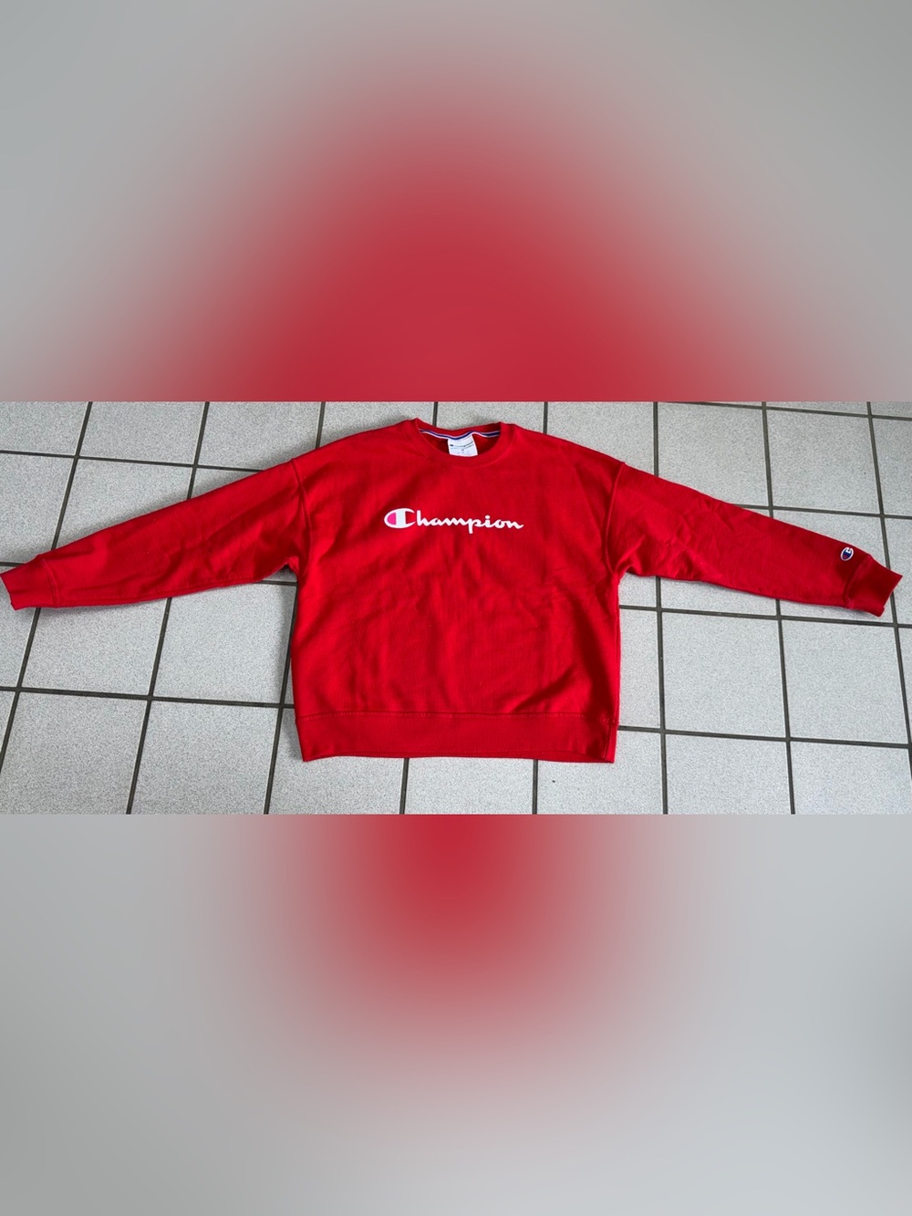 Champion Women’s Medium Red Powerblend Logo Crewneck Sweatshirt